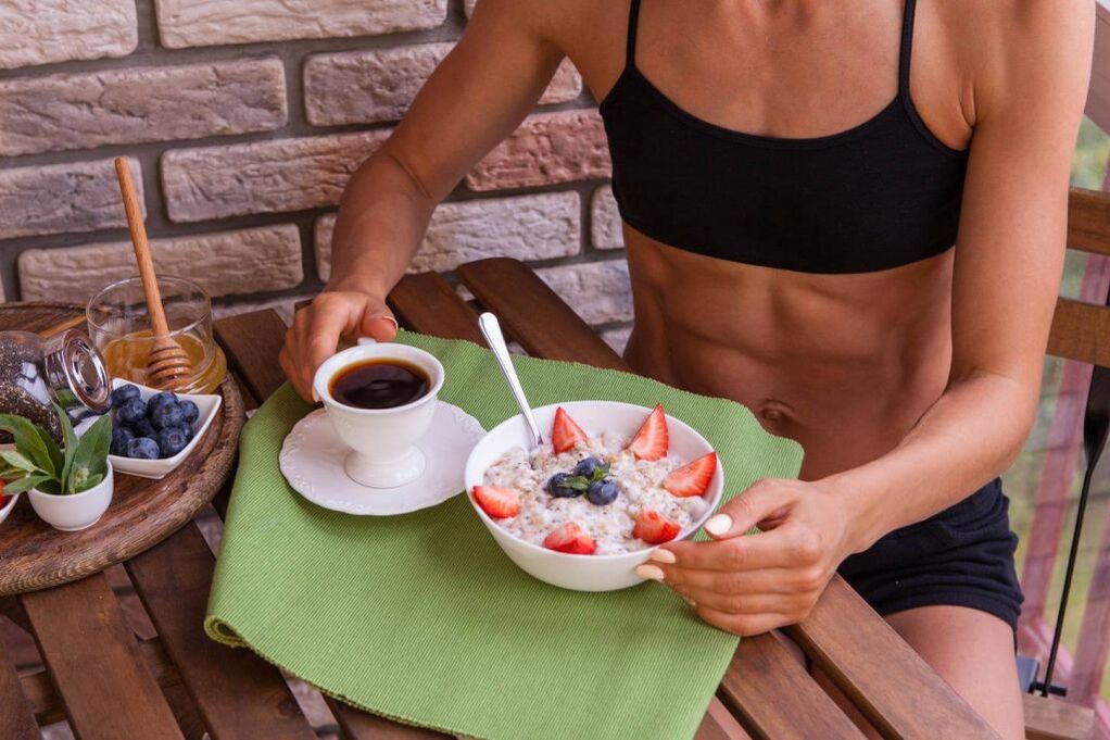 Kilo kaybı için kalori kontrollü sağlıklı kahvaltı